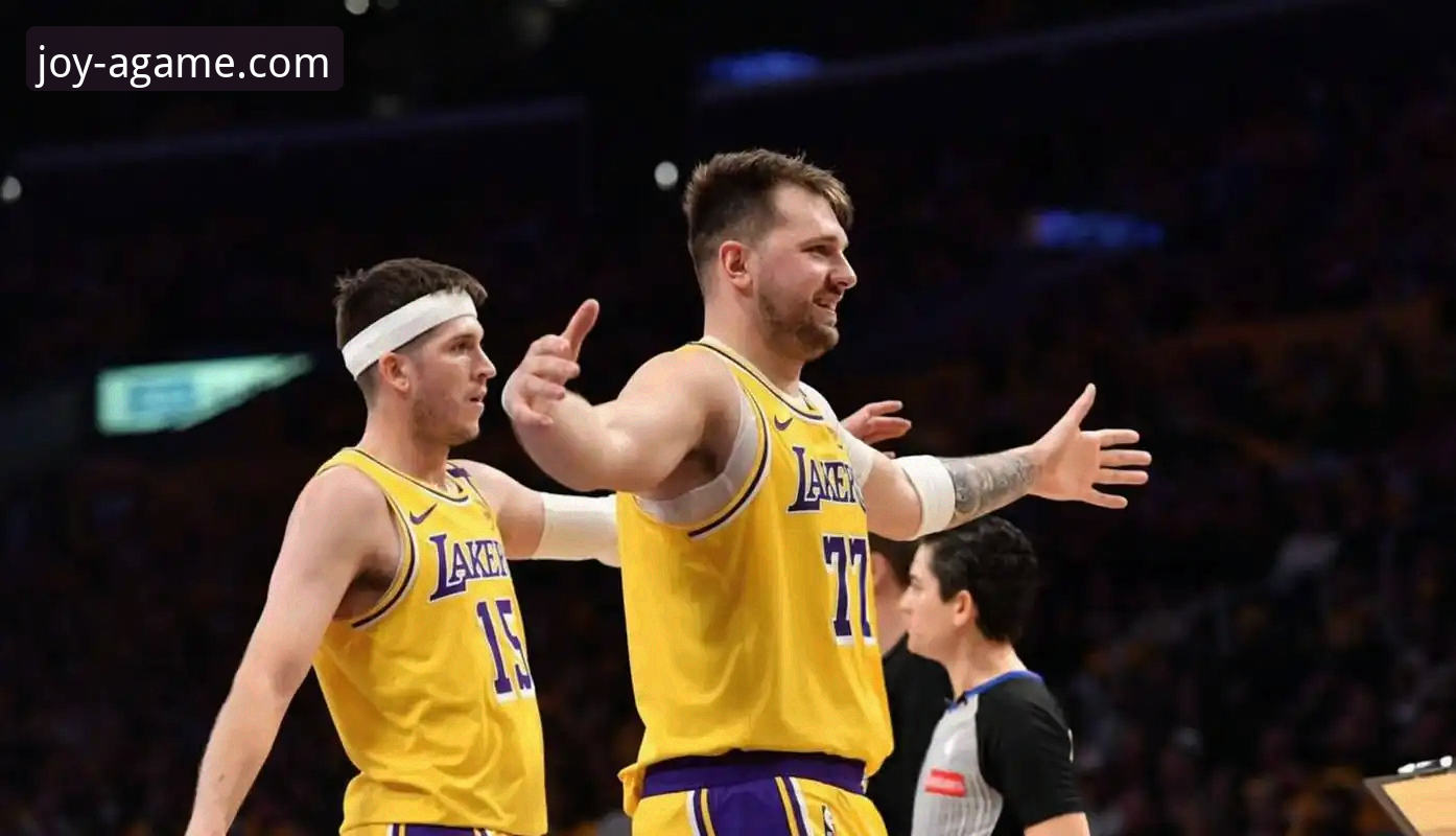 爱游戏热门游戏最新版 揭秘湖人137-130力克步行者:东契奇43分背后的战术博弈与观赛新体验